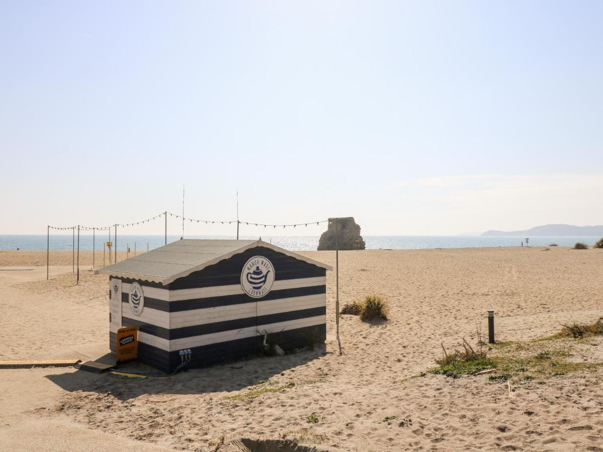 Little Beach House セント・オーステル エクステリア 写真